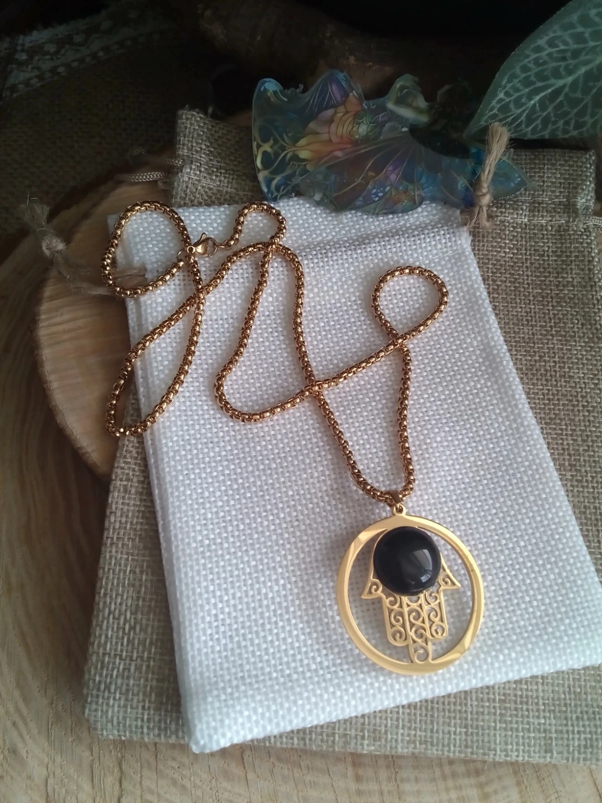 Collier double face avec un côté blanc et un côté noir – photo 6